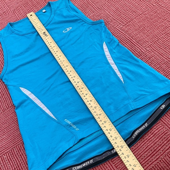 Icebreaker GT women’s medium Turquoise Sleeveless Performance run Top - Picture 10 of 16